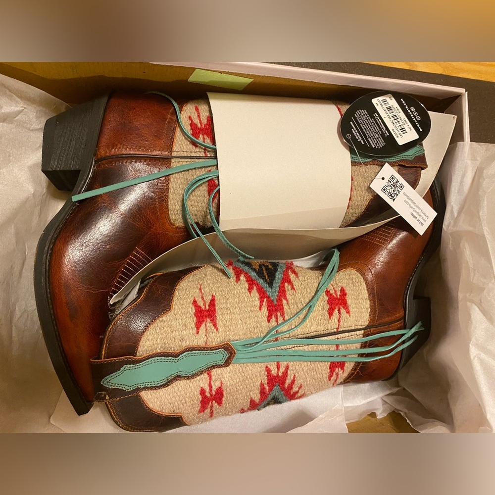 Laredo Boots ⭐️ - Picture 5 of 7